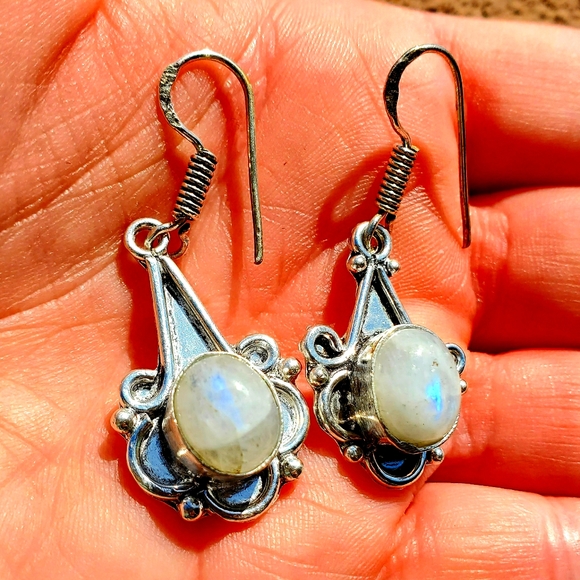 New Rainbow Moonstone Silver Earrings. - Picture 1 of 7